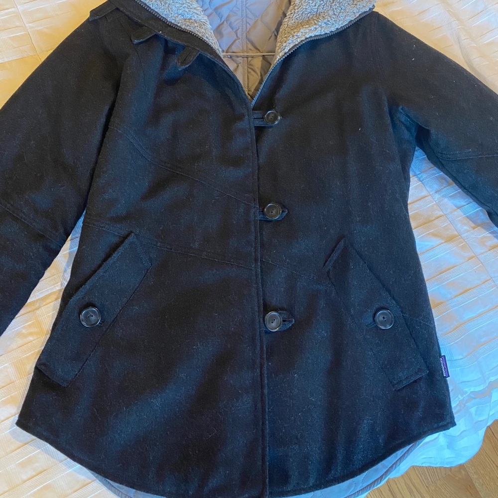 Patagonia wool/ down filled reversible coat
